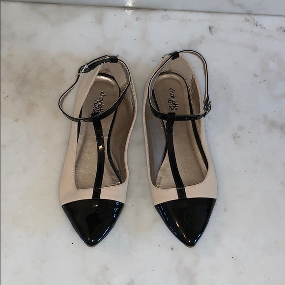 Flats - Picture 1 of 4